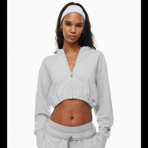 Aritzia cinch zip hoodie